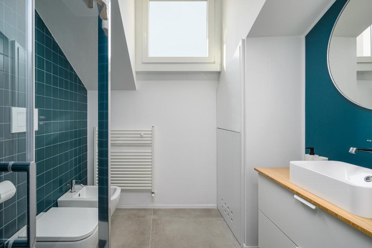 Design Attic Porta Venezia Centrale 65M2 - Self Check-In Milánó Kültér fotó