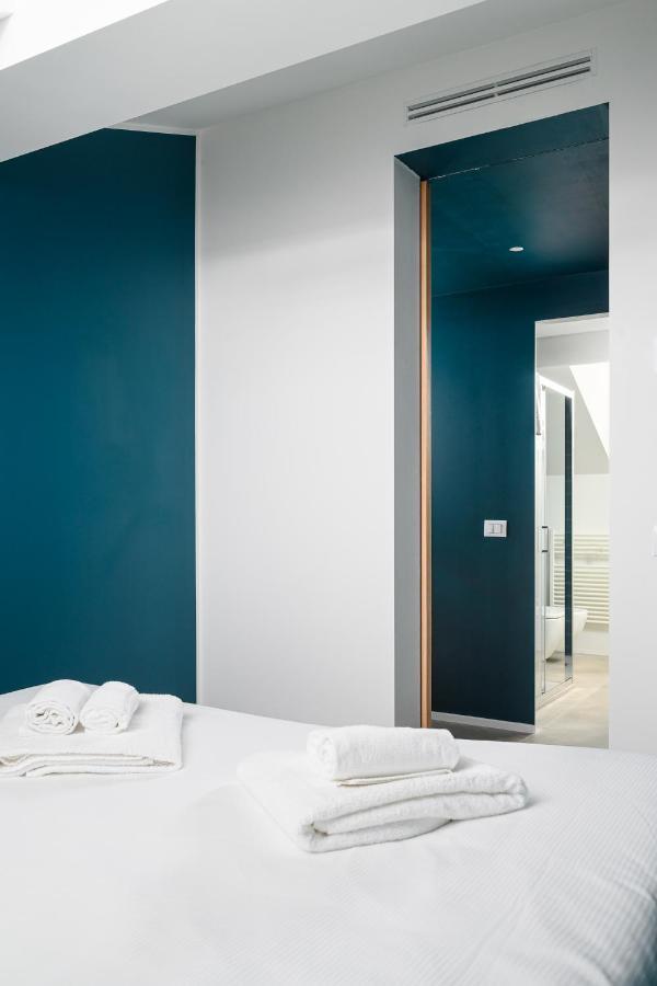 Design Attic Porta Venezia Centrale 65M2 - Self Check-In Milánó Kültér fotó