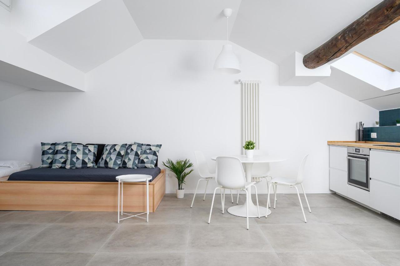 Design Attic Porta Venezia Centrale 65M2 - Self Check-In Milánó Kültér fotó